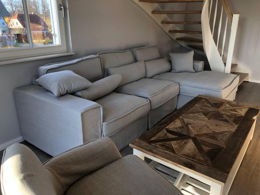 Reetdachhaus Seasons Mit Kamin & Sauna Groß Schwansee Екстериор снимка