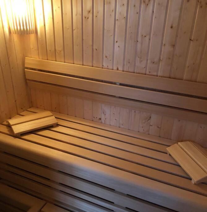 Reetdachhaus Seasons Mit Kamin & Sauna Groß Schwansee Екстериор снимка